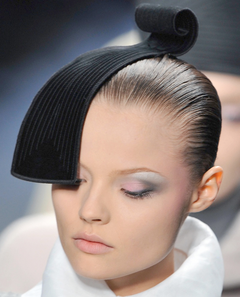 Louis Vuitton RTW Fall 2008 – WWD