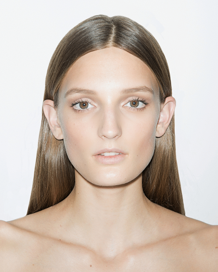 Backstage Beauty at the Versace Spring Summer 2016 Show